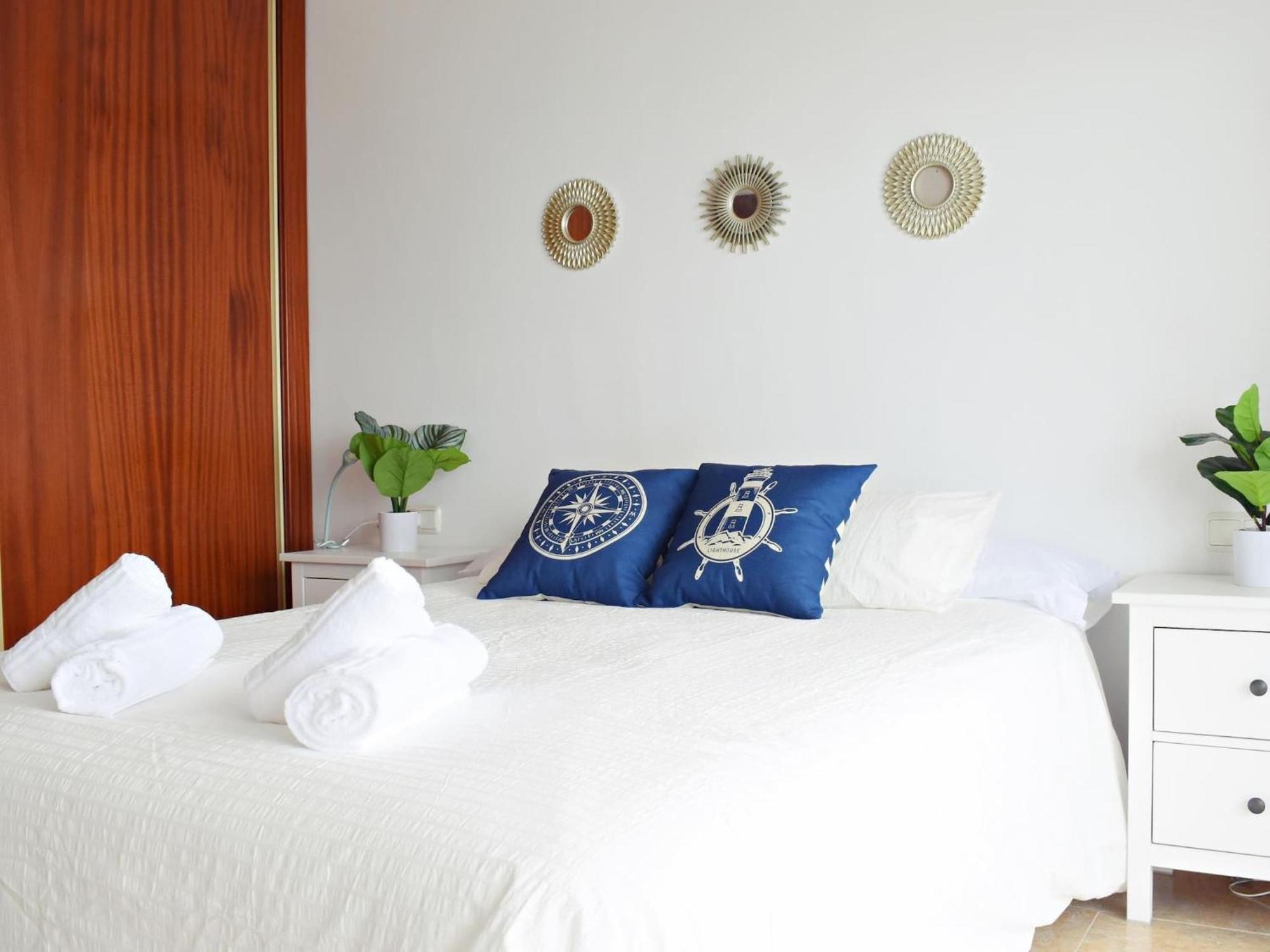 Luminoso Apartamento De 3 Dormitorios A Pie De Playa En Torremolinos Bagian luar foto